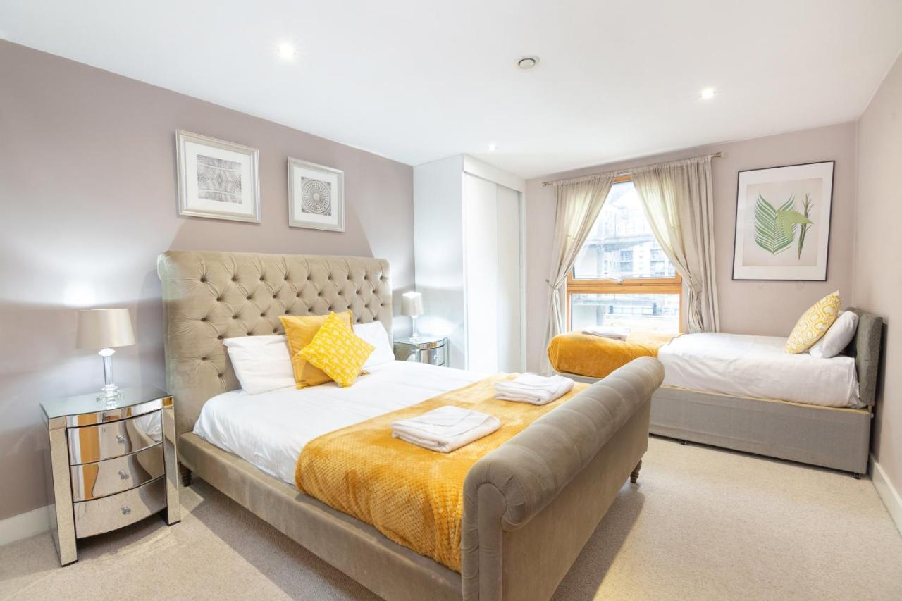Appartamento Cartier House At The Leeds Dock Esterno foto